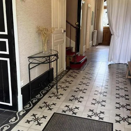 Xixe Avec Piscine Partagee Et Animaux Admis - Fr-1-489-505