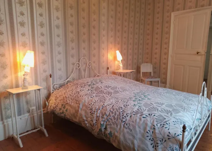 Xixe Avec Piscine Partagée Et Animaux Admis - Fr-1-489-505 Gipcy